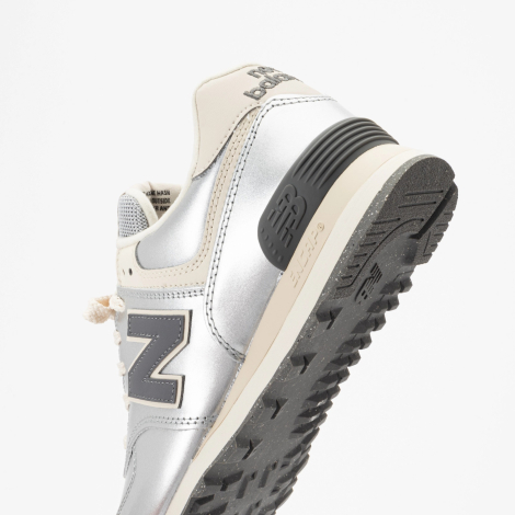 Женские кроссовки New Balance 574 40,5 (9 US) 26 см Серебристый 1163297472