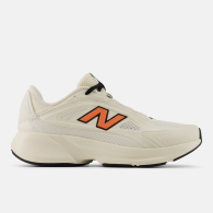Женские кроссовки CTLYST New Balance 40,5 (9 US) 26 см Молочный 1159853108