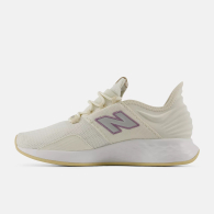 Жіночі кросівки Fresh Foam Roav New Balance 40,5 (9 US) 25,5 см Молочний 1161024457