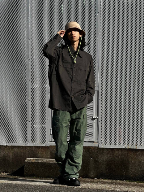 Легка куртка-сорочка Uniqlo на гудзиках 1159851131 (Чорний L)