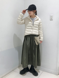 Женская ультралегкая куртка UNIQLO 1159864590 (Молочный S)