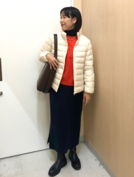 Женская ультралегкая куртка UNIQLO 1159864590 (Молочный S)