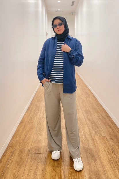 Стильний лонгслів Uniqlo 1159838469 (Синій L)
