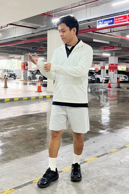 Лонгслив DRY-EX UNIQLO с защитой от ультрафиолета 1159839917 (Молочный L)