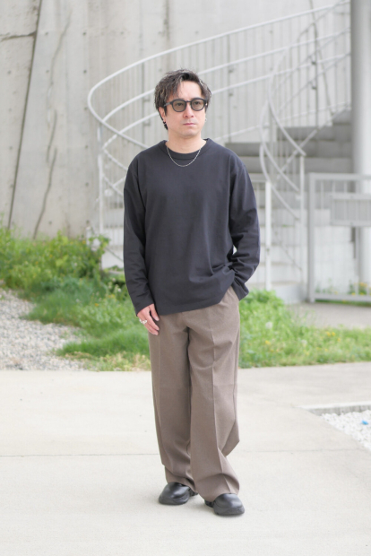 Однотонный лонгслив UNIQLO 1159864890 (Черный XL)