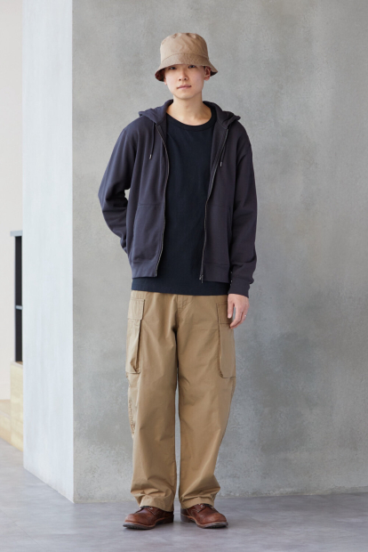 Однотонный лонгслив UNIQLO 1159864890 (Черный XL)