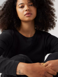 Женский лонгслив Levi's 1159857410 (Черный XS)