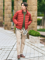 Однотонний лонгслів UNIQLO 1159858339 (Зелений M)