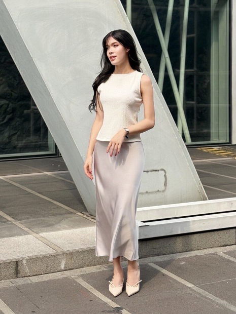 Женская майка UNIQLO из текстурной ткани 1159854987 (Белый M)