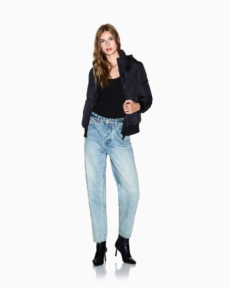 Майка жіноча Armani Exchange 1159857005 (Чорний S)