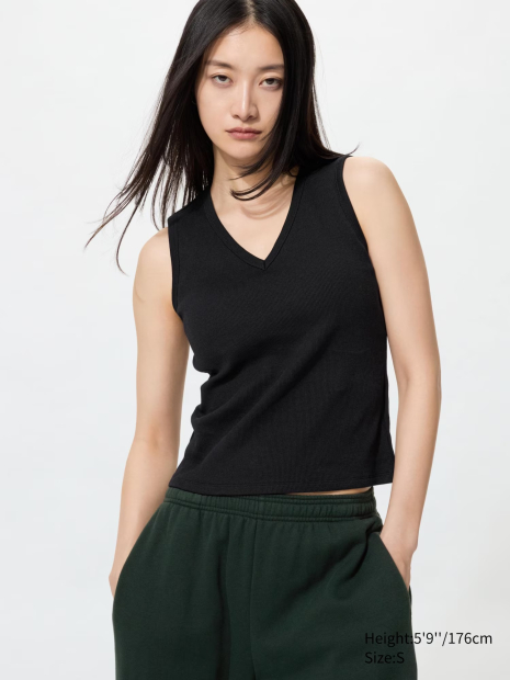 Женская майка UNIQLO со вшитыми чашками 1162746411 (Черный L)