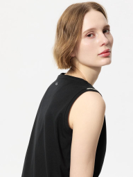 Майка Uniqlo с вышивкой 1159847181 (Черный XL)