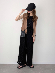 Майка Uniqlo с вышивкой 1159847181 (Черный XL)