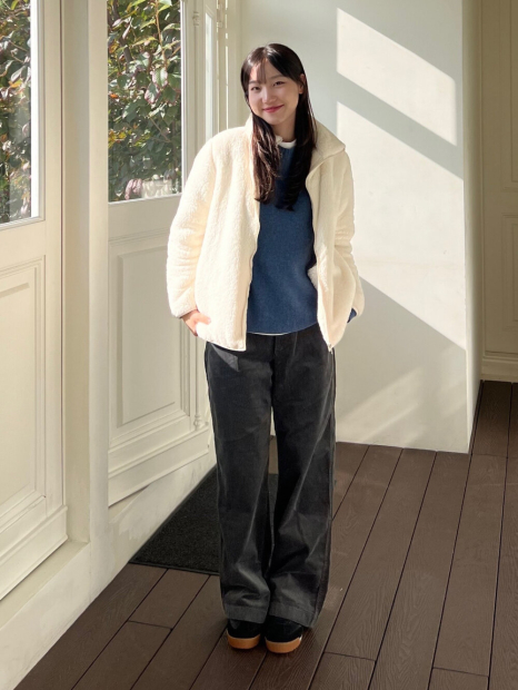 Куртка на молнии UNIQLO из искусственного меха 1159858361 (Молочный XXL)