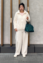 Куртка на молнии UNIQLO из искусственного меха 1159858361 (Молочный XXL)