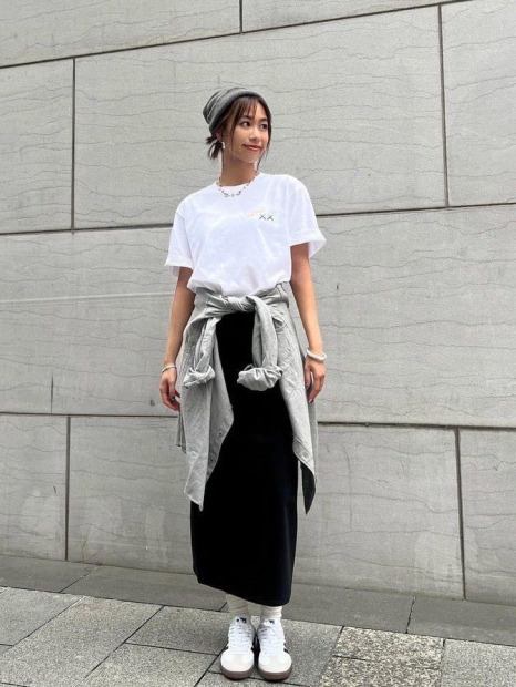 Футболка KAWS + Warhol UNIQLO с принтом сзади 1159831709 (Белый XXL)