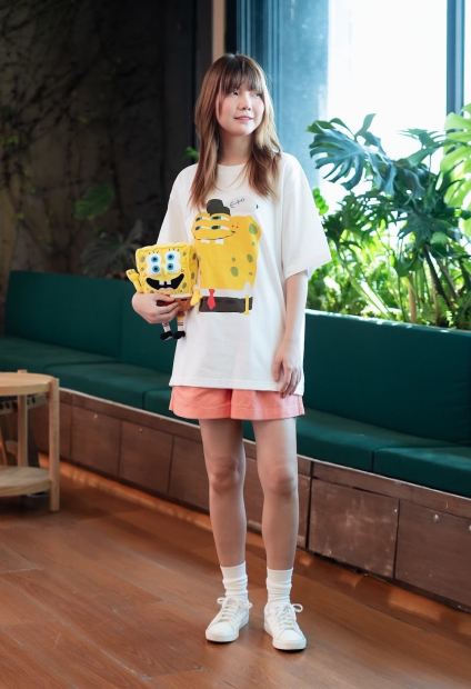 Футболка с принтом SpongeBob SquarePants UNIQLO 1159834478 (Белый XS)