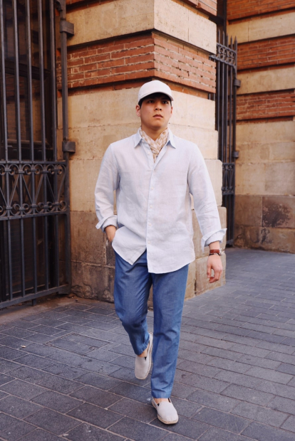 Свободные брюки UNIQLO из льняной смеси 1159833677 (Синий S)