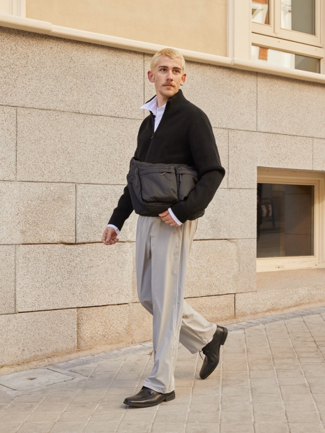 Вязаный свитер UNIQLO с застежкой-молнией 1159833951 (Черный 3XL)