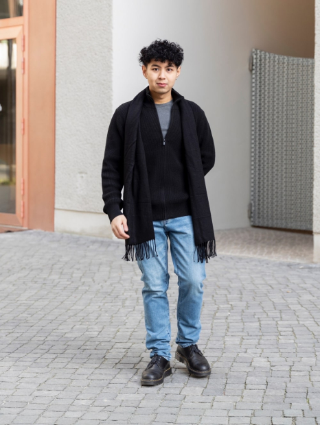 Вязаный свитер UNIQLO с застежкой-молнией 1159833951 (Черный 3XL)