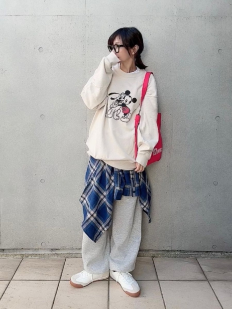 Свитшот Yu Nagaba UT UNIQLO 1159826872 (Бежевый S)