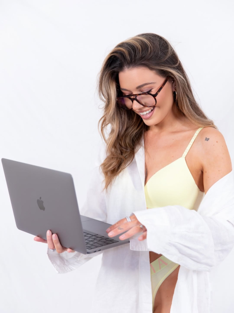 Женские трусики тонг Victoria's Secret набор 1159861079 (Разные цвета M)