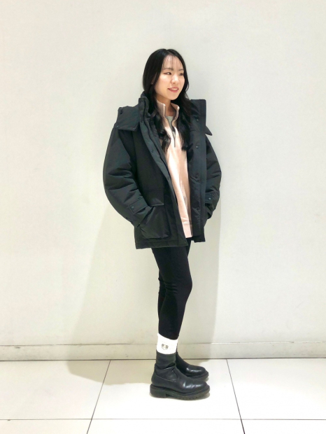 Носки высокие KAWS + Warhol UT от UNIQLO 1159843567 (Белый 42-46)