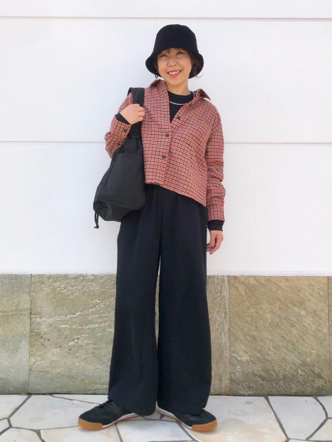 Велюрова панама UNIQLO 1159855900 (Чорний One size)