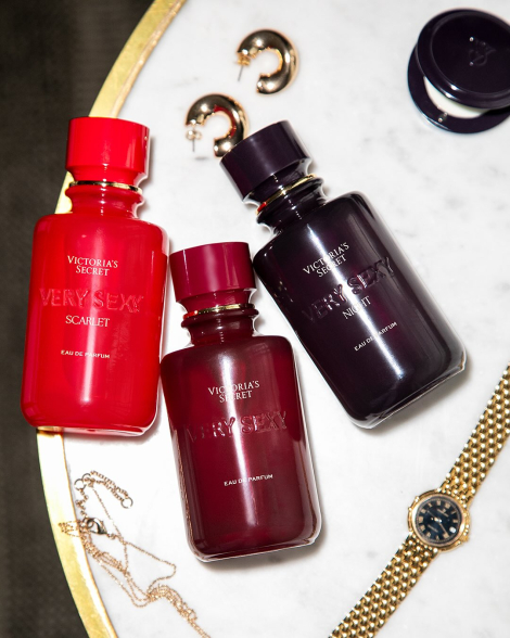 Парфюмова вода Very Sexy Eau de Parfum Victoria's Secret 1159846906 (Бордовий 50 ml)