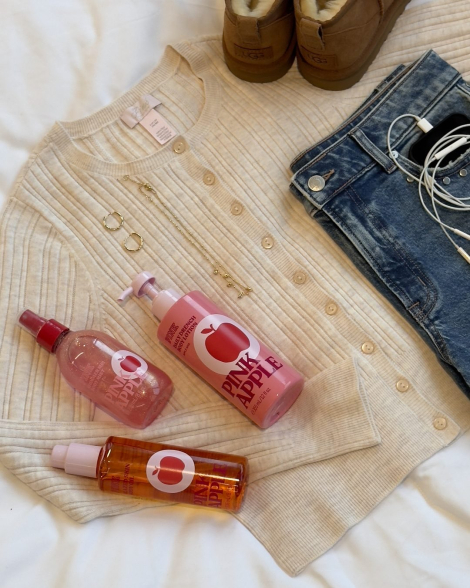 Парфумований міст для тіла із шиммером Pink Apple Shimmer Me! від Victoria's Secret Pink 1159851694 (Рожевий 236 ml)