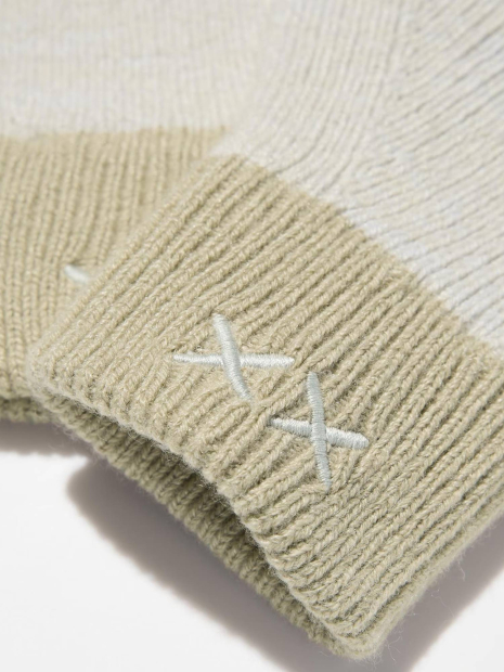 Вязаные перчатки HEATTECH Uniqlo KAWS 1159864402 (Молочный L)