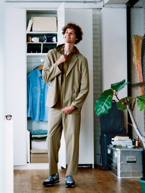 Ультраеластичний піджак UNIQLO 1159839863 (Бежевий L)