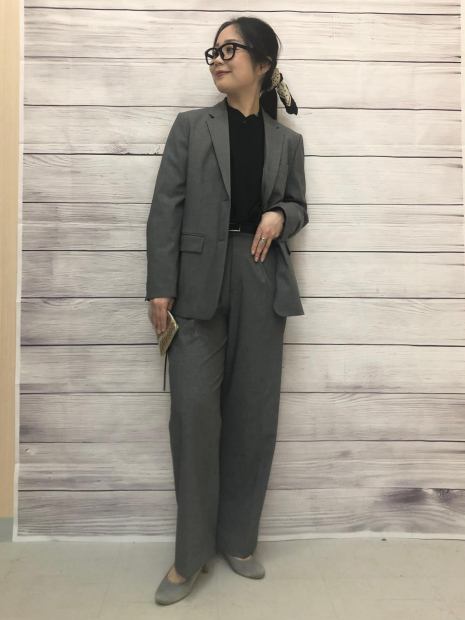 Классический пиджак UNIQLO на пуговицах 1159841005 (Серый S)
