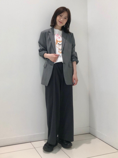 Классический пиджак UNIQLO на пуговицах 1159841005 (Серый S)