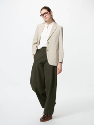 Классический пиджак UNIQLO с технологией AirSense 1159840034 (Молочный S)