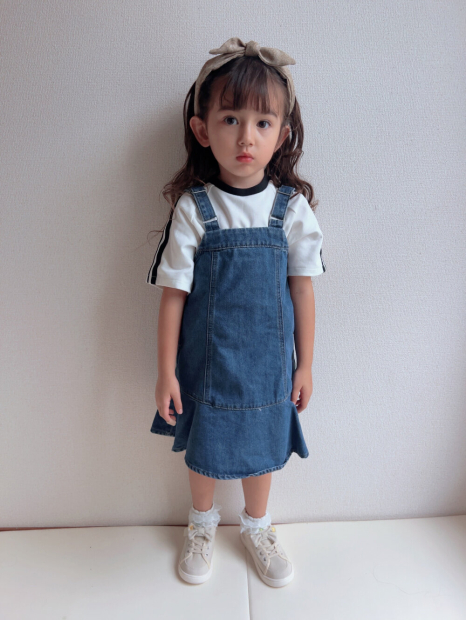Джинсова дитяча сукня-комбінезон UNIQLO 1159855263 (Синій 105-115) на зріст 155-165 см