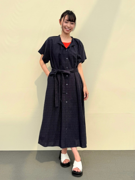 Свободное платье из льняной смеси UNIQLO в полоску 1159842873 (Синий M)