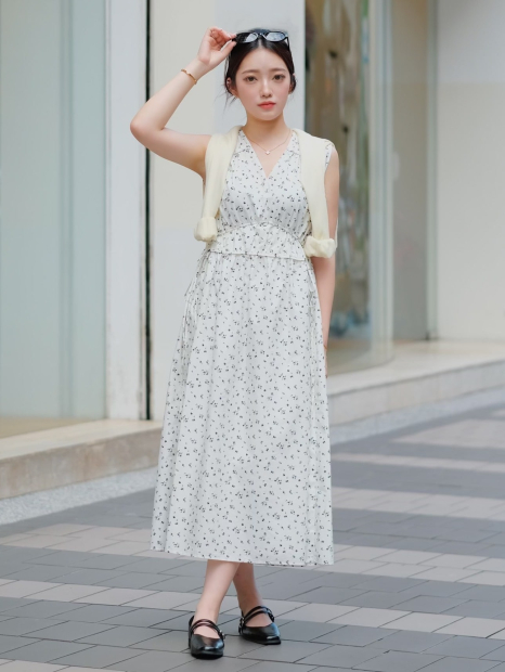 Хлопковое платье Uniqlo с принтом 1159851321 (Белый XS)