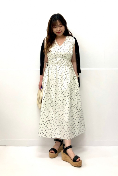 Хлопковое платье Uniqlo с принтом 1159851321 (Белый XS)