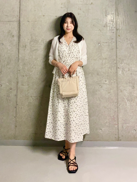 Хлопковое платье Uniqlo с принтом 1159851321 (Белый XS)