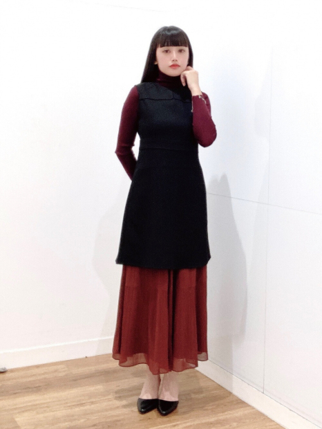 Женское короткое платье Uniqlo 1159852575 (Черный XS)