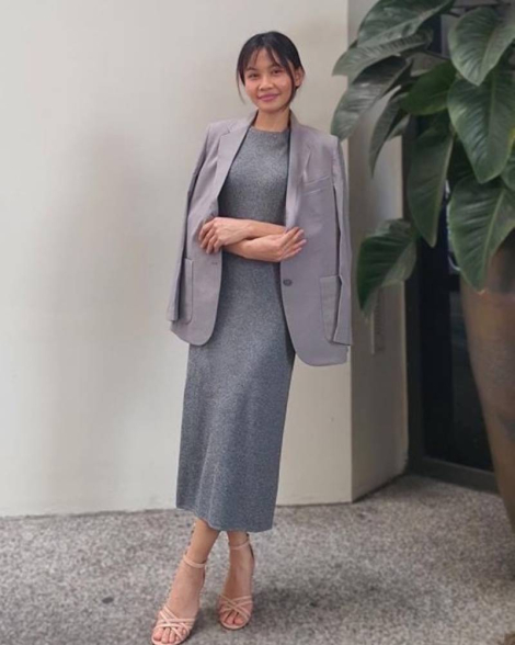 Жіноча еластична сукня Uniqlo зі вшитими чашками 1159852917 (Сірий S)