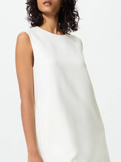 Платье-футляр Uniqlo 1160012211 (Молочный M)