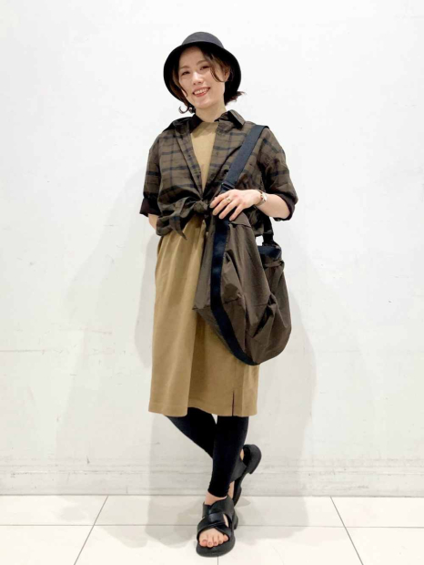 Женское платье-футболка AIRism UNIQLO 1160755647 (Коричневый M)