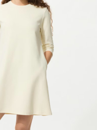 Женское платье-мини UNIQLO эластичное 1159948635 (Молочный M)