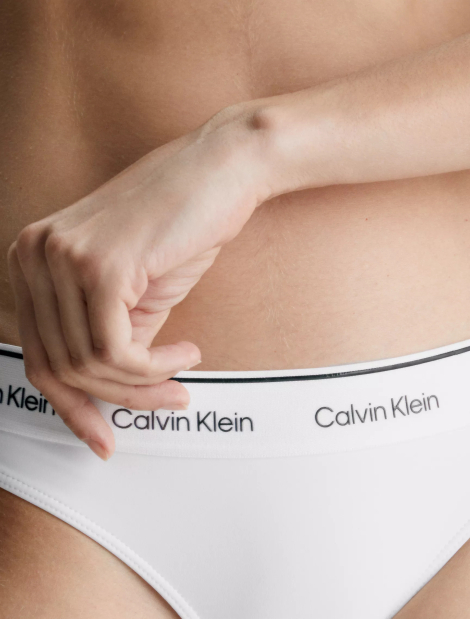Женские плавки Calvin Klein бикини 1159841429 (Белый M)