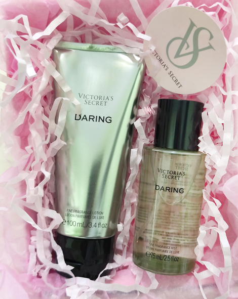 Подарочный набор Daring от Victoria’s Secret для путешествий 1159850703 (Зеленый One size)