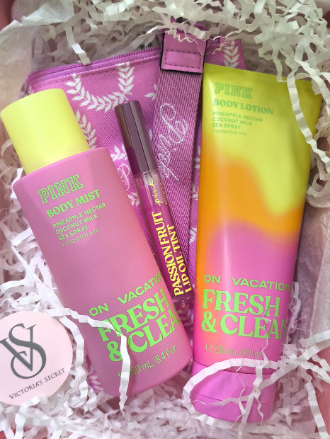 Подарунковий набір від Victoria's Secret PINK з косметичкою 1159857525 (Рожевий One size)