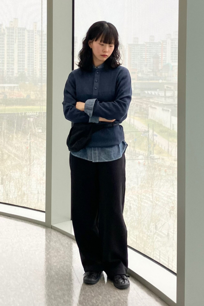 Легкая рубашка на пуговицах UNIQLO из ткани шамбре 1159906037 (Синий M)