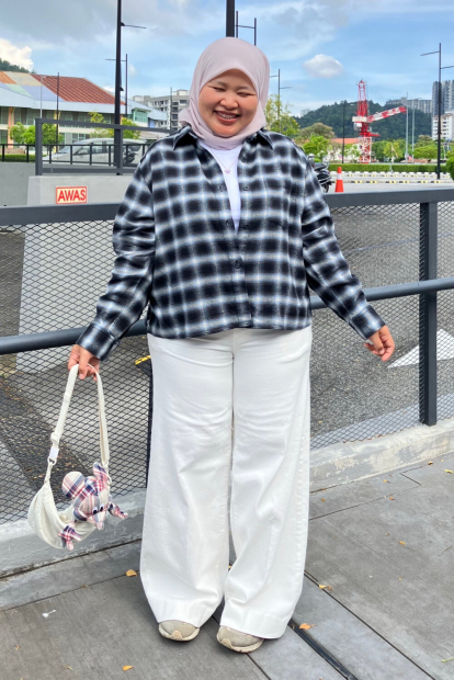 Фланелевая рубашка Uniqlo в клетку 1159855791 (Черный M)